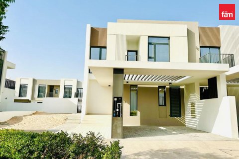 Dubai, UAE의 임대용 빌라 침실 4개, 300.7제곱미터 번호 610098 - 사진 30