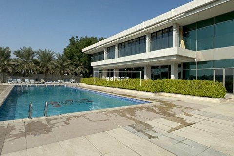 Зняти в оренду магазин в Meydan Avenue, Дубай, ОАЕ 1673.8м2, № 624340 - фото 2