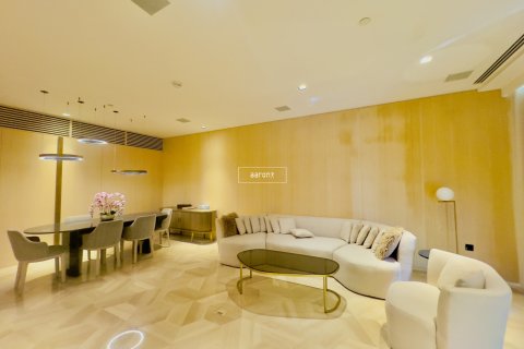 Apartment in Palm Jumeirah, Dubai, UAE 3 bedrooms, 216 sq.m. № 624341 - photo 3