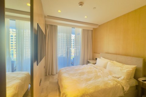 Apartment in Palm Jumeirah, Dubai, UAE 3 bedrooms, 216 sq.m. № 624341 - photo 14