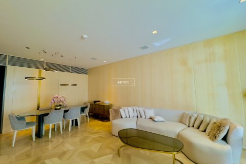 Apartment in Palm Jumeirah, Dubai, UAE 3 bedrooms, 216 sq.m. № 624341 - photo 4