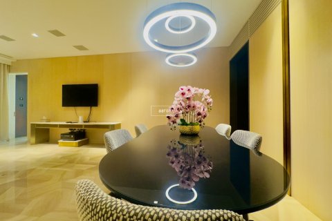 Apartment in Palm Jumeirah, Dubai, UAE 3 bedrooms, 216 sq.m. № 624341 - photo 9