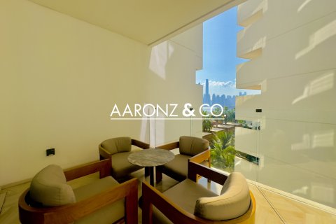 Apartament do wynajęcia w Palm Jumeirah, Dubai, ZEA 3 sypialnie, 216 mkw., nr 624341 - zdjęcie 28