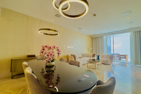 Apartment in Palm Jumeirah, Dubai, UAE 3 bedrooms, 216 sq.m. № 624341 - photo 7