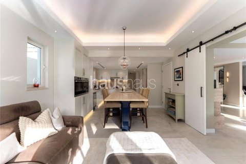 וילה למכירה ב Jumeirah Park, Dubai, איחוד האמירויות  3 חדרי שינה, 295 מ"ר, מספר 625163 - תמונה 7