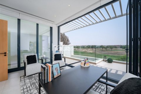 Townhouse in Jumeirah Golf Estates, Dubai, UAE 4 bedrooms, 316 sq.m. № 625160 - photo 18