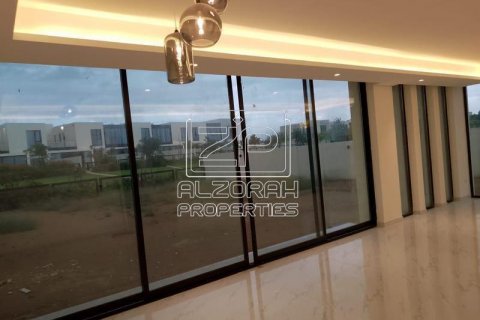 Al Zorah, Ajman, UAE의 판매용 타운하우스 침실 3개, 618제곱미터 번호 590135 - 사진 3