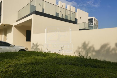 Al Zorah, Ajman, UAE의 판매용 타운하우스 침실 3개, 618제곱미터 번호 590135 - 사진 25