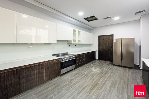 Vilë në Dubai, Emiratet e Bashkuara Arabe 5 dhoma gjumi, 640 m2. № 612618 - Foto 16