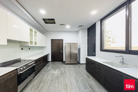 Vilë në Dubai, Emiratet e Bashkuara Arabe 5 dhoma gjumi, 640 m2. № 612618 - Foto 17