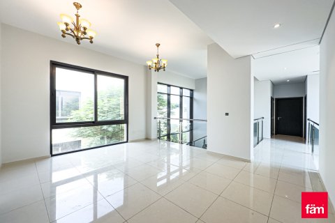 Vilë në Dubai, Emiratet e Bashkuara Arabe 5 dhoma gjumi, 640 m2. № 612618 - Foto 8