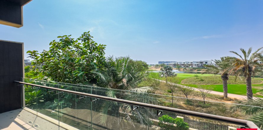 Vilë në Dubai, Emiratet e Bashkuara Arabe 5 dhoma gjumi, 640 m2. № 612618