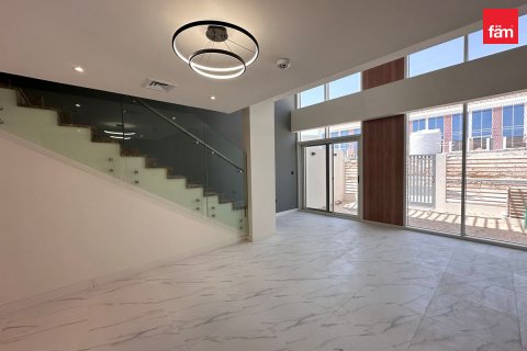 Βίλα σε Dubai, ΗΑΕ 2 υπνοδωμάτια, 102.4 τ.μ. Αρ. 589497 - φωτογραφία 2