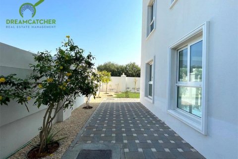 Vila v Al Hamra Village, Ras Al Khaimah, SAE 6 ložnice, 731.3 m² Č.: 588712 - fotografie 12