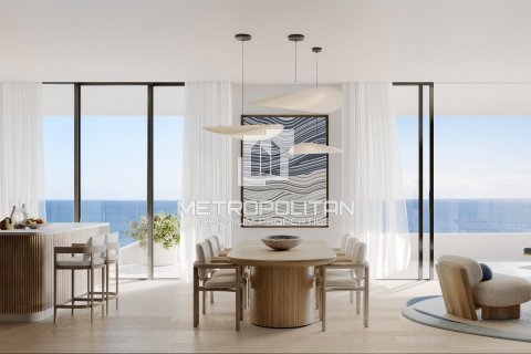 Apartment in Al Marjan Island, Ras Al Khaimah, UAE 1 bedroom, 79 sq.m. № 593416 - photo 3