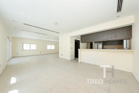 Vila v Jumeirah Park, Dubai, SAE 3 ložnice, 328 m² Č.: 590264 - fotografie 3