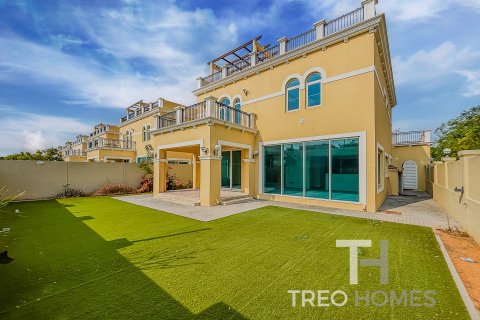 Vila v Jumeirah Park, Dubai, SAE 4 ložnice, 386 m² Č.: 590267 - fotografie 1
