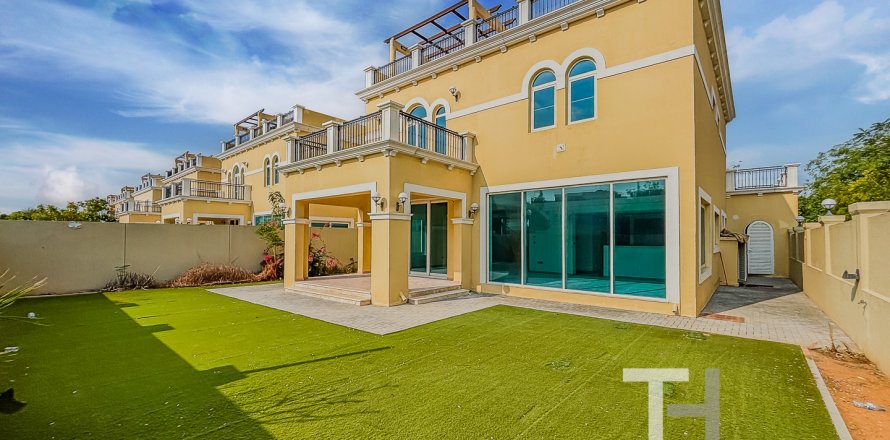 Vila v Jumeirah Park, Dubai, SAE 4 ložnice, 386 m² Č.: 590267