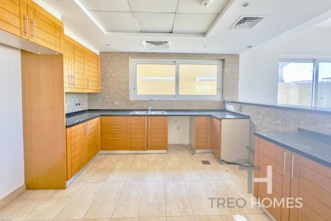 Vila v Jumeirah Park, Dubai, SAE 4 ložnice, 386 m² Č.: 590267 - fotografie 6