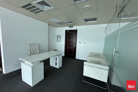 Opisina sa Dubai, UAE 92.4 sq.m. № 624806 - larawan 11