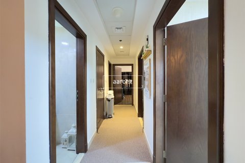 Apartment in Al Furjan, Dubai, UAE 2 bedrooms, 121.7 sq.m. № 625060 - photo 7