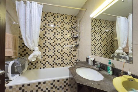 Apartment in Al Furjan, Dubai, UAE 2 bedrooms, 121.7 sq.m. № 625060 - photo 10