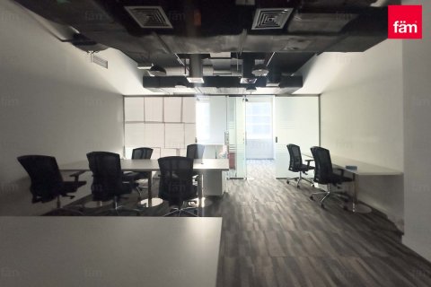 Business Bay, Dubai, संयुक्त अरब अमीरात में कार्यालय, 299.7 वर्ग मीटर, संख्या 622364 - फ़ोटो 14