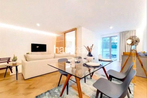Apartment in Dubai Marina, UAE 1 bedroom, 115 sq.m. № 626452 - photo 11