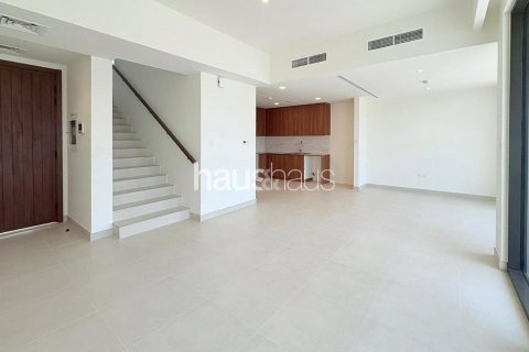 Vilë në Town Square, Dubai, Emiratet e Bashkuara Arabe 3 dhoma gjumi, 174 m2. № 626450 - Foto 4
