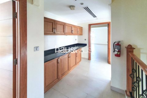 Vilë në Jumeirah Park, Dubai, Emiratet e Bashkuara Arabe 4 dhoma gjumi, 403 m2. № 626478 - Foto 5