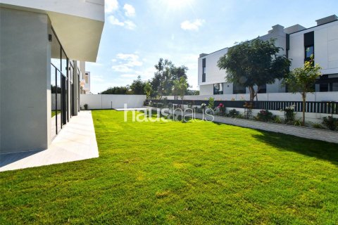 Vila v Al Furjan, Dubai, SAE 5 ložnice, 668 m² Č.: 626451 - fotografie 4