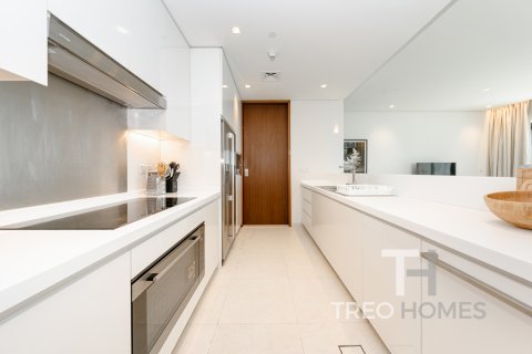 Apartment in The Hills, Dubai, UAE 3 bedrooms, 204 sq.m. № 586388 - photo 15