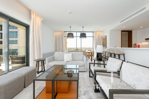 Apartment in The Hills, Dubai, UAE 3 bedrooms, 204 sq.m. № 586388 - photo 6