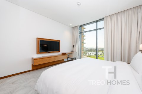 Apartment in The Hills, Dubai, UAE 3 bedrooms, 204 sq.m. № 586388 - photo 13