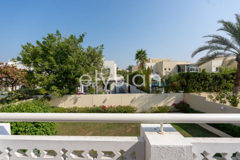 Vila v Meadows, Dubai, SAE 5 ložnice, 362 m² Č.: 586193 - fotografie 30
