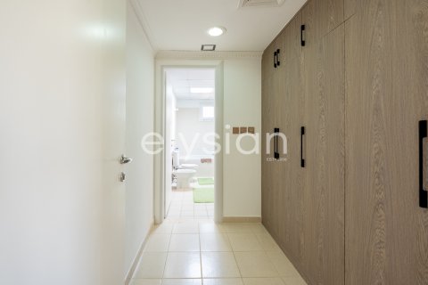 Vila v Meadows, Dubai, SAE 5 ložnice, 362 m² Č.: 586193 - fotografie 15