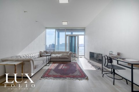 Appartamento in vendita a Jumeirah Village Circle, Dubai, EAU 1 camera da letto, 69 mq. № 627580 - foto 1