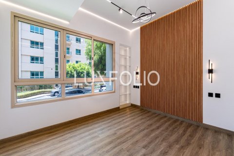 Apartemen di Greens, Dubai, UEA 2 kamar tidur, 102 m2 nomor 627582 - foto 13
