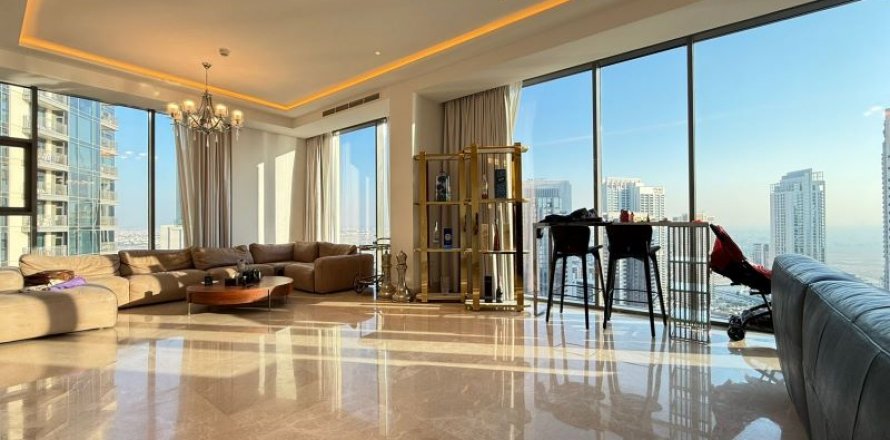 Dubai、UAEにあるマンション 4ベッドルーム、278.7 m2 No590189