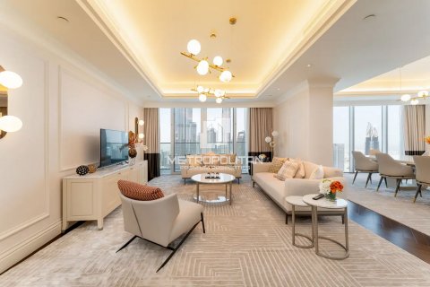 Apartment in Downtown Dubai (Downtown Burj Dubai), UAE 4 bedrooms, 264 sq.m. № 593502 - photo 7