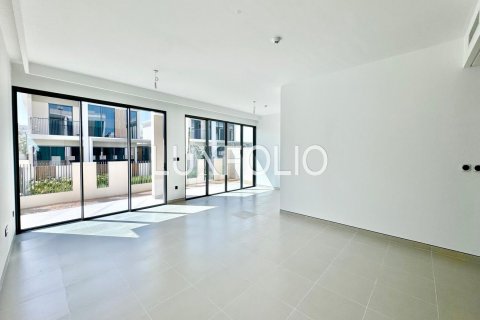Vila v Tilal Al Ghaf, Dubai, SAE 4 ložnice, 373 m² Č.: 627758 - fotografie 2