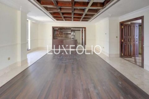 Attico in vendita a Jumeirah Beach Residence, Dubai, EAU 4 camere da letto, 540 mq. № 627759 - foto 6