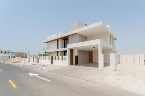 Vilë në Al Furjan, Dubai, Emiratet e Bashkuara Arabe 5 dhoma gjumi, 601 m2. № 623294 - Foto 30