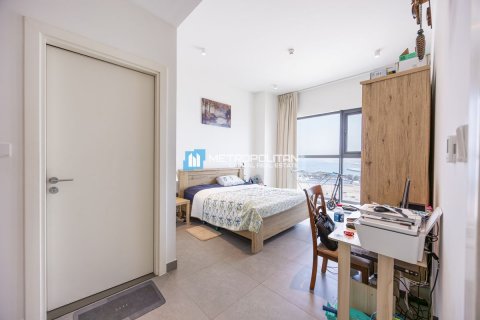 Apartment in Al Reem Island, Abu Dhabi, UAE 3 bedrooms, 144.3 sq.m. № 552577 - photo 13