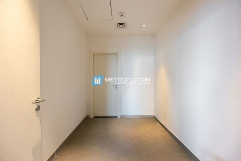 Apartment in Al Reem Island, Abu Dhabi, UAE 3 bedrooms, 144.3 sq.m. № 552577 - photo 12