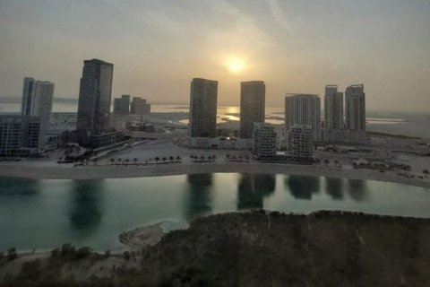 Apartament në Al Reem Island, Abu Dhabi, Emiratet e Bashkuara Arabe 76 m2. № 593877 - Foto 1