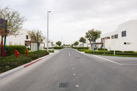 Hartanah komersil di Yas Island, Abu Dhabi, UAE 3 bilik tidur, 348 meter persegi № 593879 - foto 17