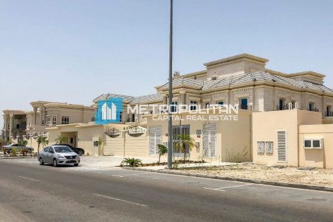 Tontti Khalifa City, Abu Dhabi, Arabiemiraatit 1393.5 m2 № 610808 - kuva 4