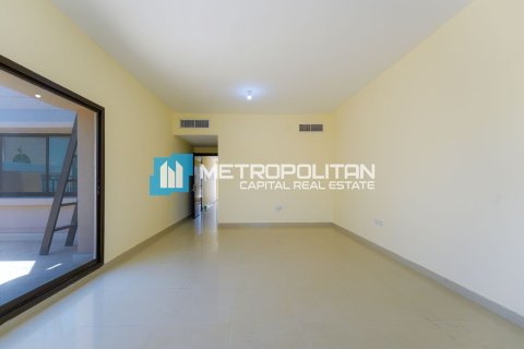 Tontti Khalifa City, Abu Dhabi, Arabiemiraatit 1393.5 m2 № 610808 - kuva 9