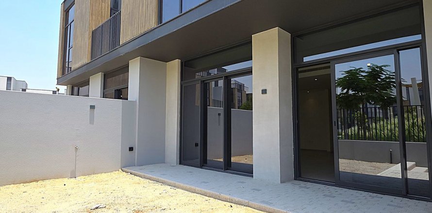 Řadový dům v Dubai, SAE 3 ložnice, 171.2 m² Č.: 612763